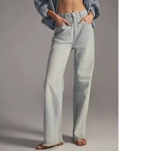 Anthropologie Pilcro The Joey High Waisted Relaxed Light Wash Frayed Hem Jeans